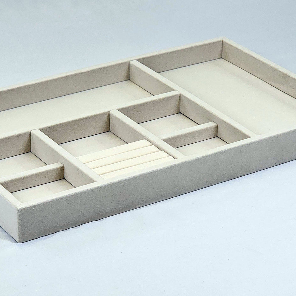 
                      
                        Standard Jewelry Tray
                      
                    